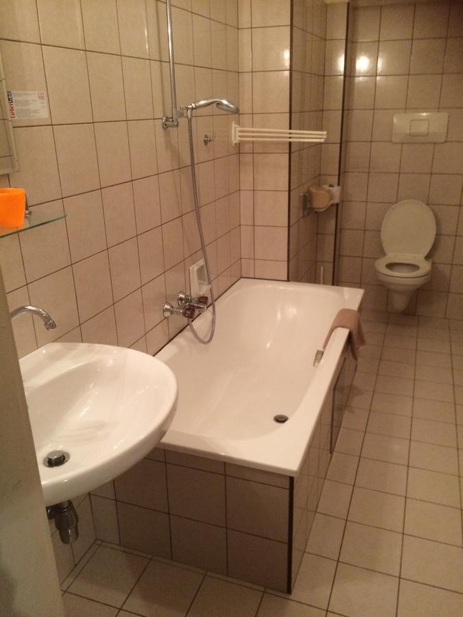 Hotel Jerolitsch Krumpendorf Exteriör bild